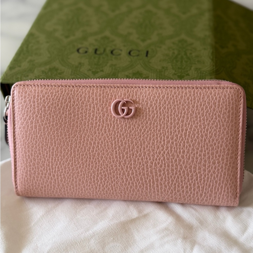 Gucci Pink Leather Wallet